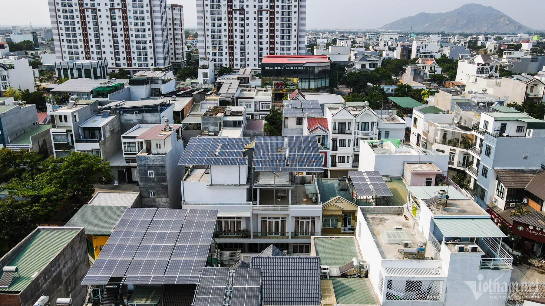 rooftop thachthao.jpg