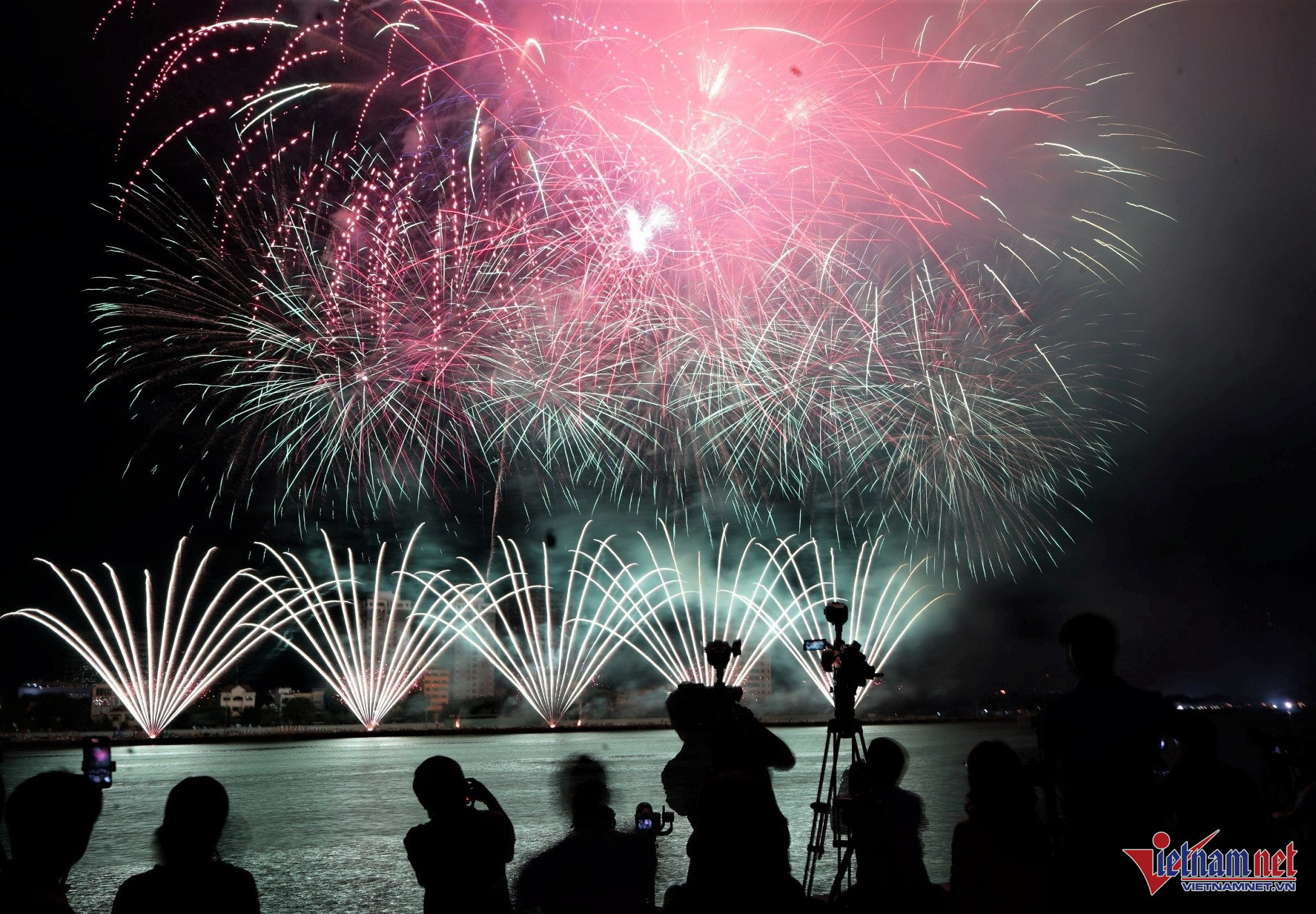 W-phao phan lan1.jpg