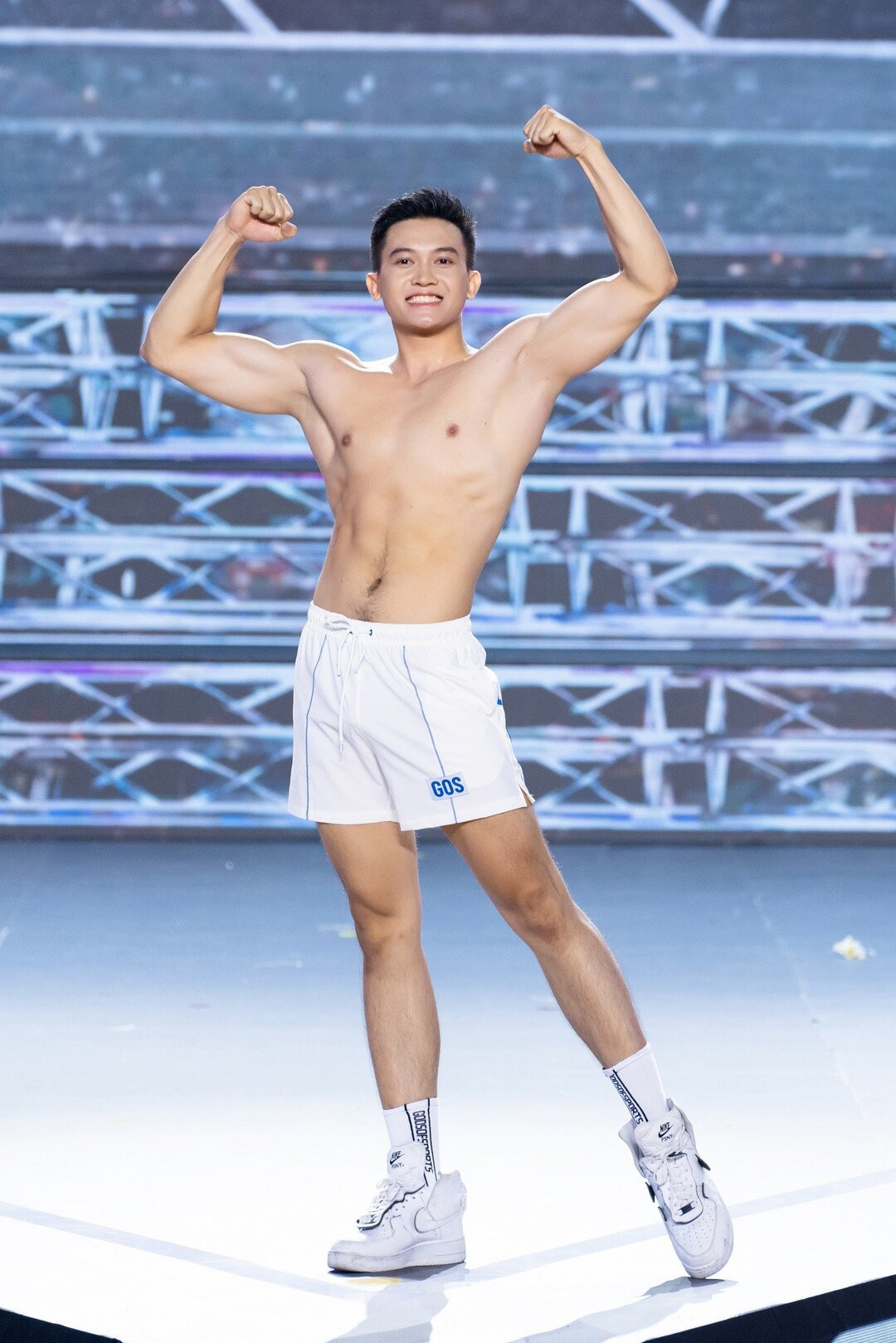 Pham Tuan Ngoc triumphs as Mr. World Vietnam 2024