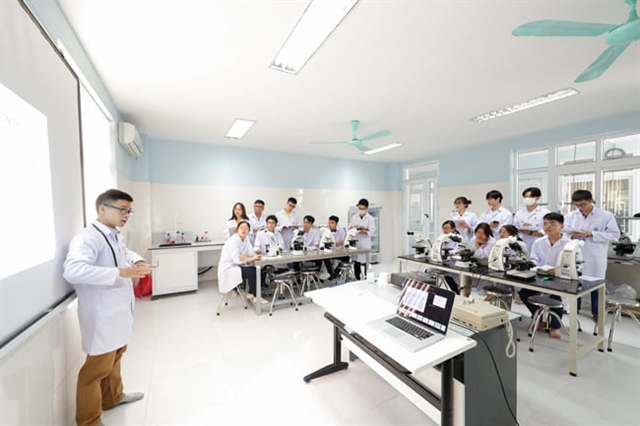 First Vietnamese university to train foreign medical postgraduates