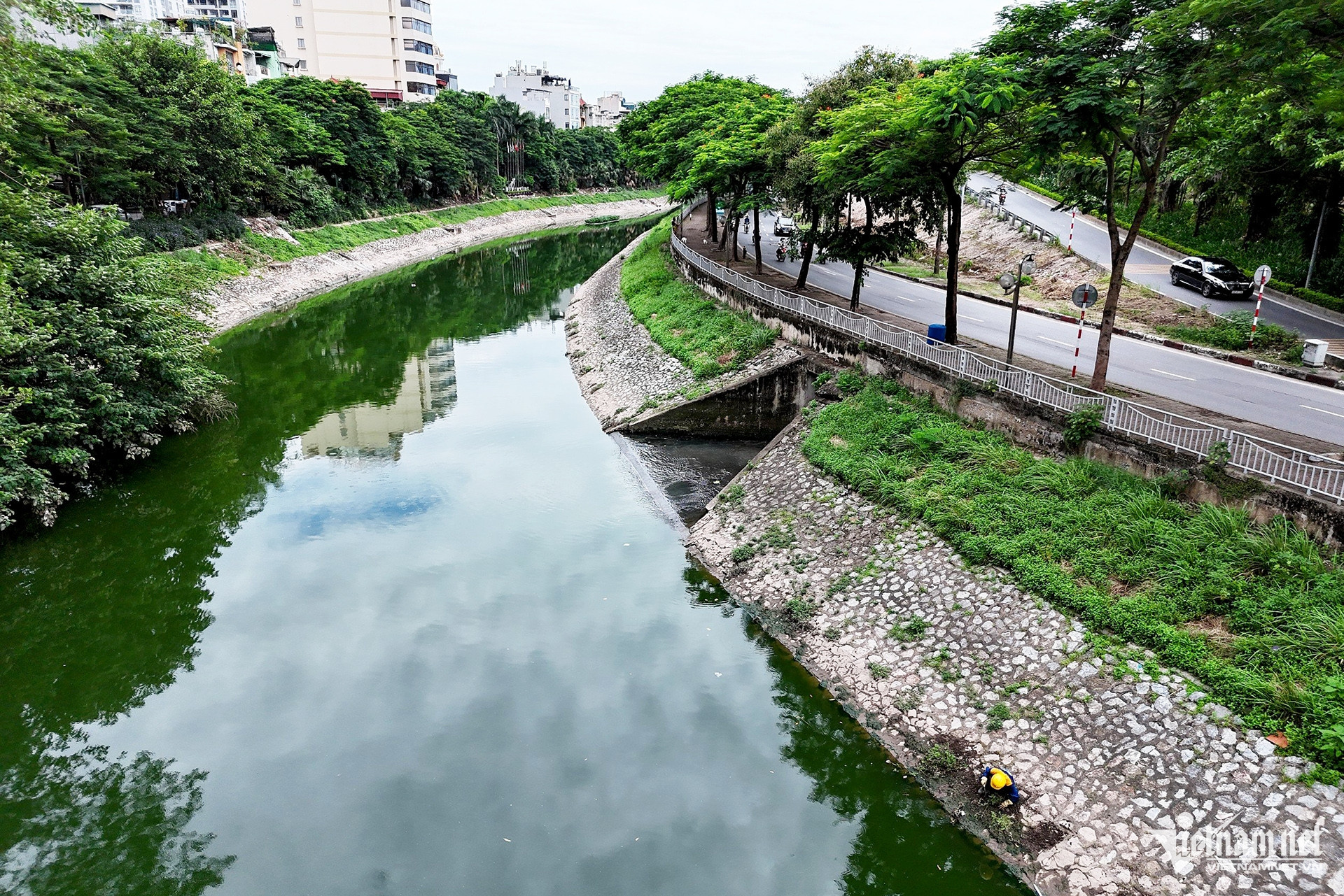 W-sông Tô Lịch.jpg