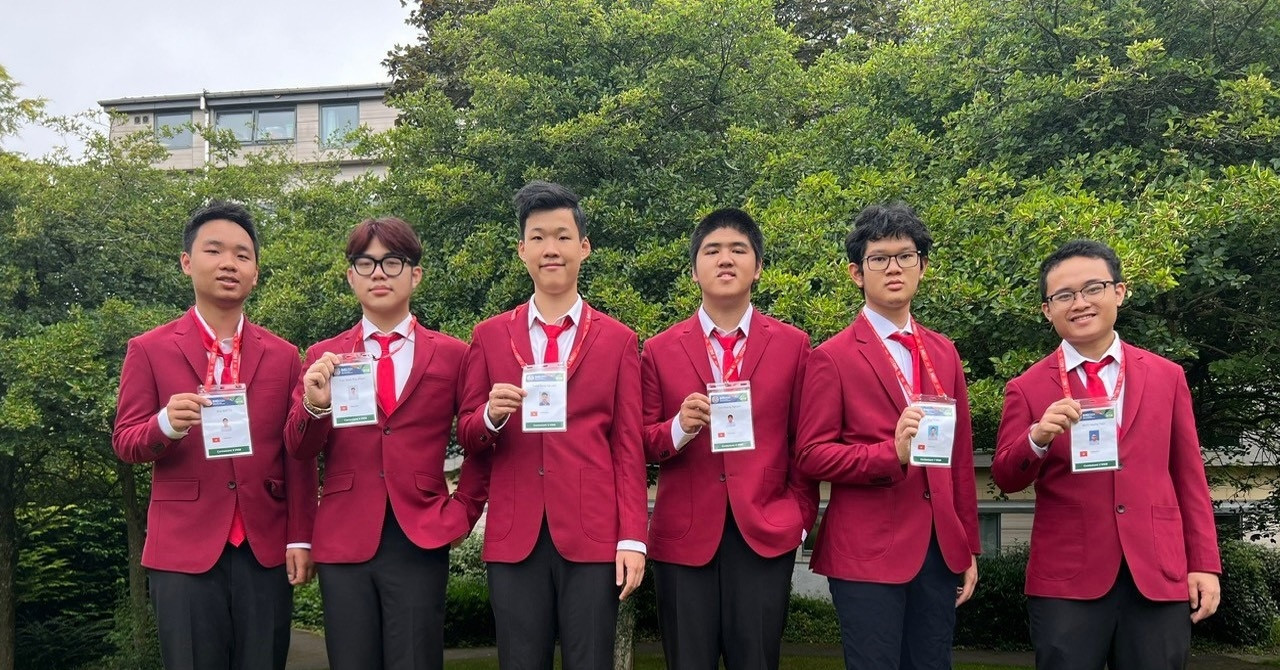 Despite rankings drop, Vietnamese students triumph with five medals at IMO 2024