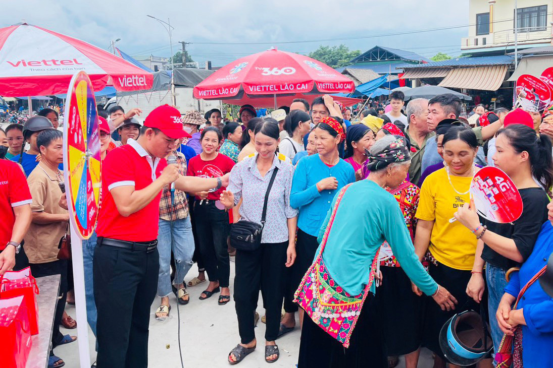 dthoai cuc gach Viettel.jpg