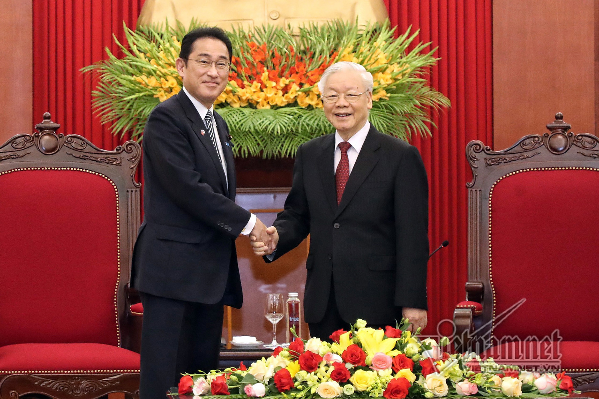 tong bi thu va thu tuong nhat ban 778f3a480f2a4f039819143a9c418434.jpg