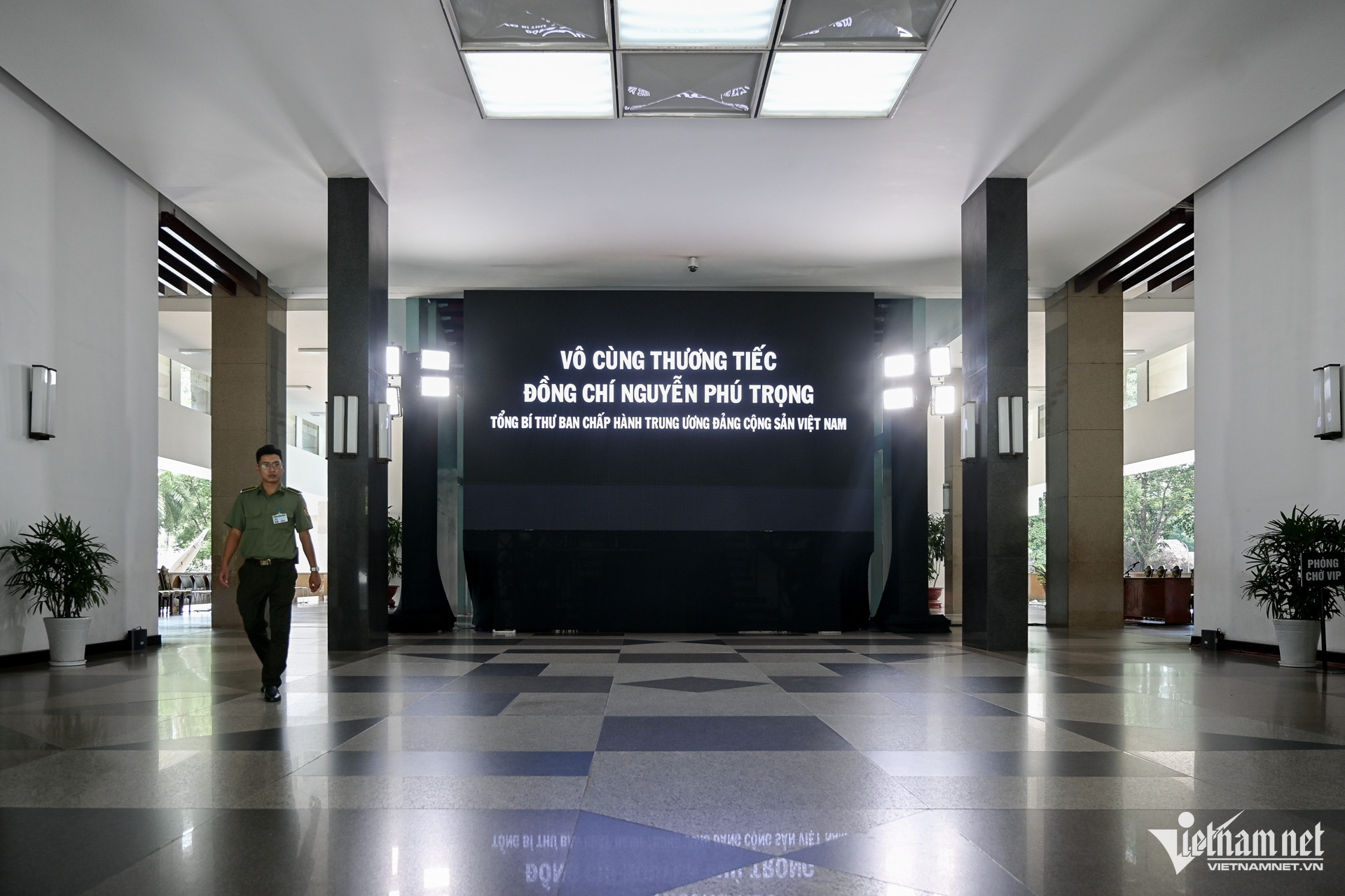 W-viếng TBT, TPHCM 3.jpg