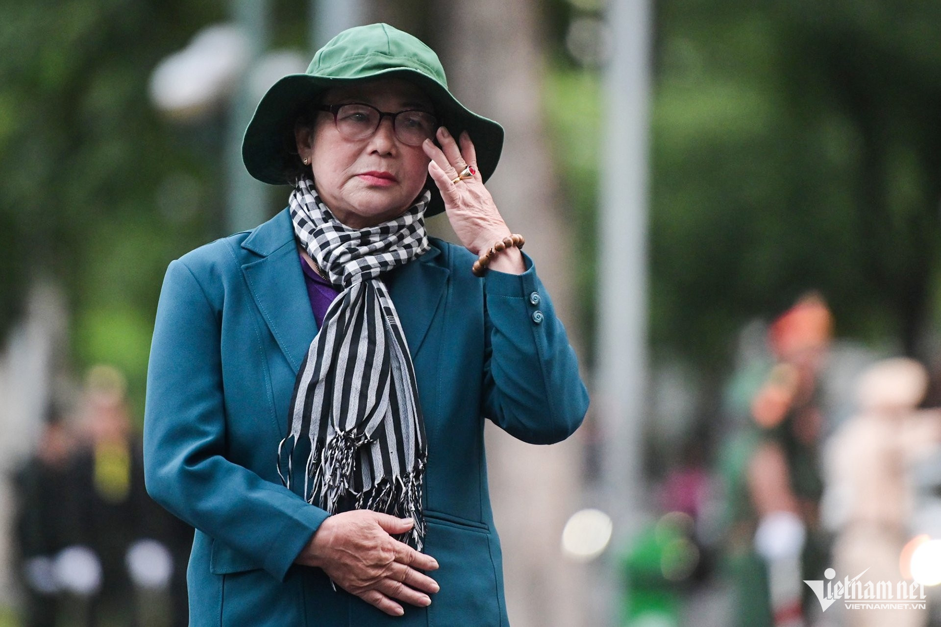 W-dinh độc lập.jpg