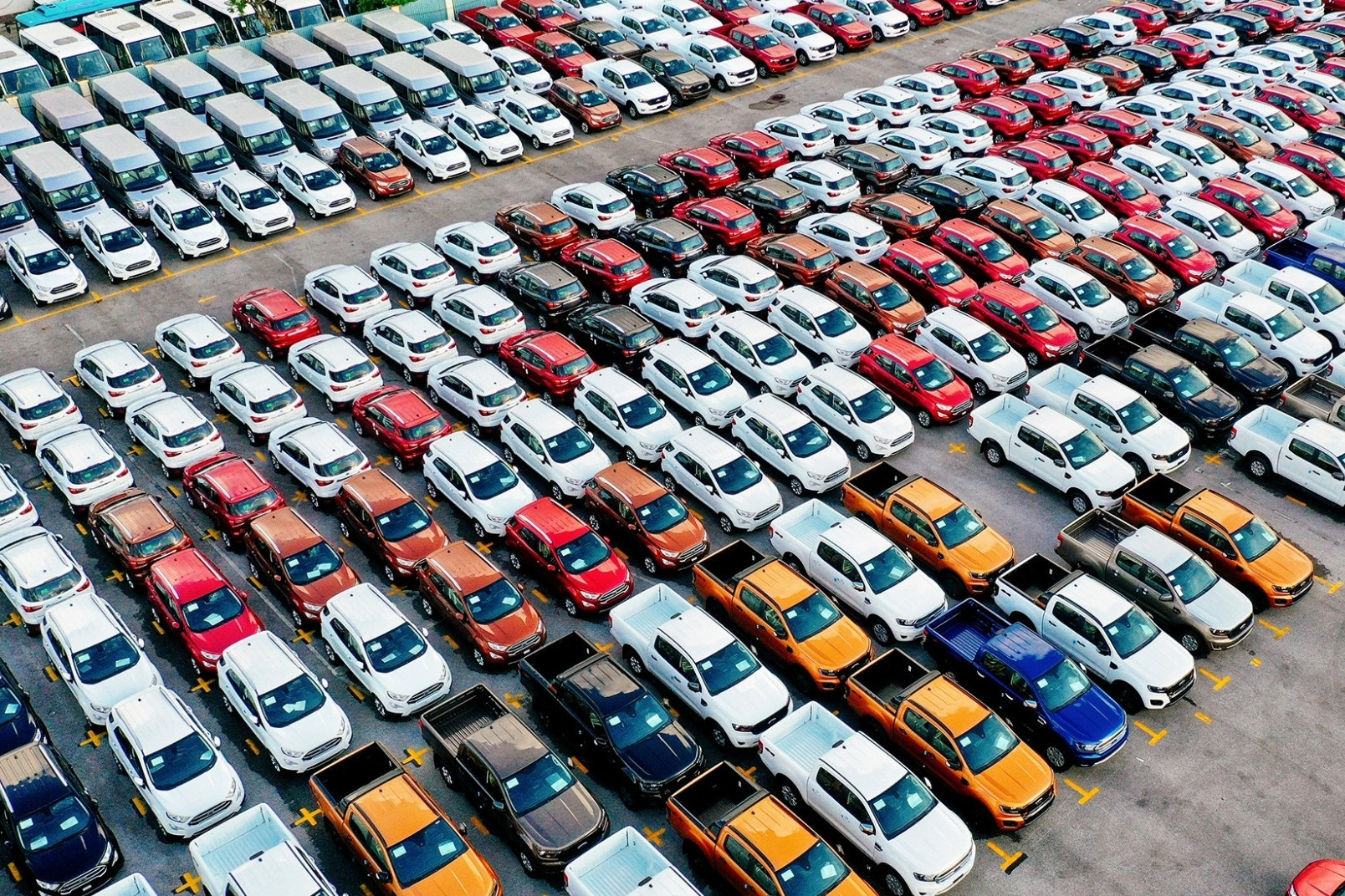 Car imports on the rise despite low demand