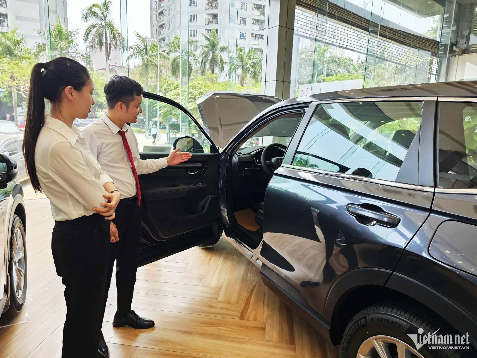 automobile HoangHiep.jpg