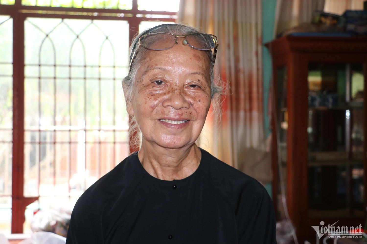 w chuyen ky bi o nha lon long son vung taujpg 2372.jpg