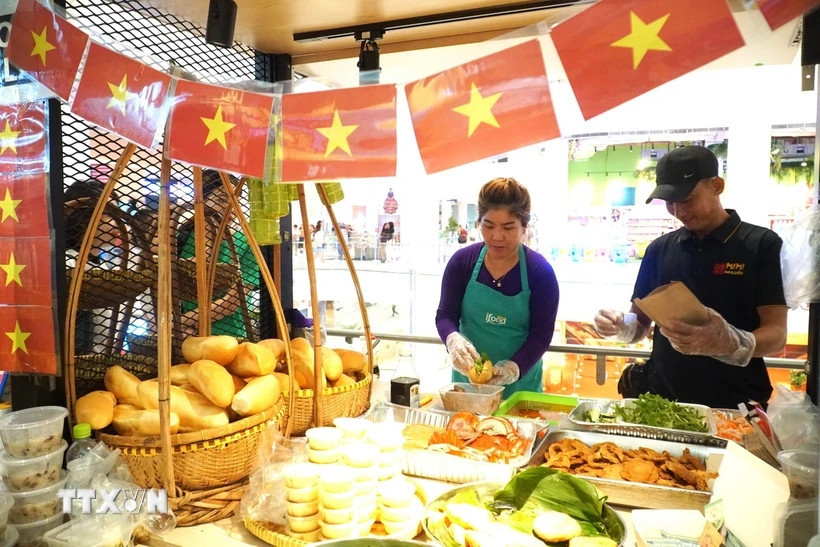 vietnam introduces products at food and drink malaysia 2024 picture 1