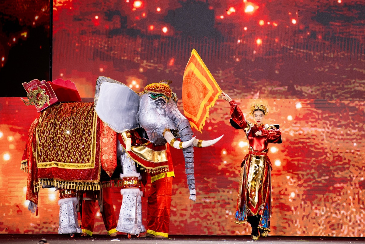 beauties wow in national costume competition at miss grand vietnam 2024 picture 4