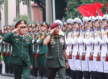 Chief of Malaysia’s Defence Force pays official visit to Vietnam