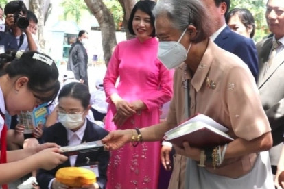 Thai Princess helps improve schoolchildren's lives in Quang Tri