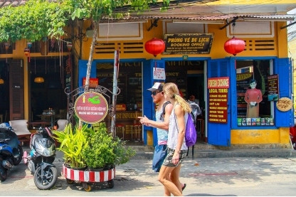 Visa waiver policy, product diversity and safety lure visitors to Vietnam