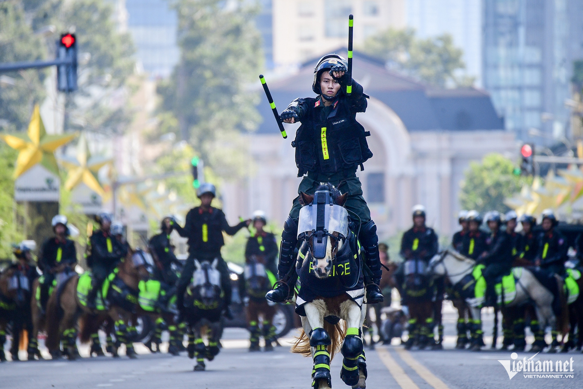 W-kỵ binh TPHCM 8.jpg