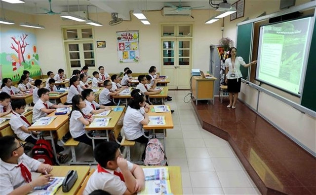 Gradually making English second language in schools: Politburo