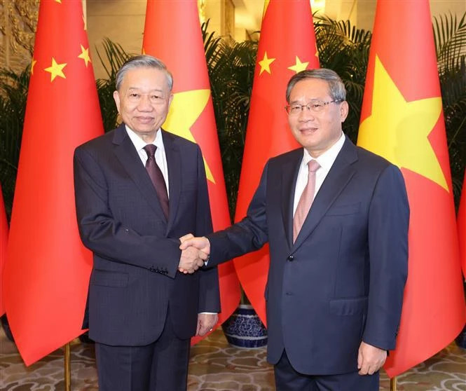 Vietnam a priority in China's policy of neighborhood diplomacy: Premier