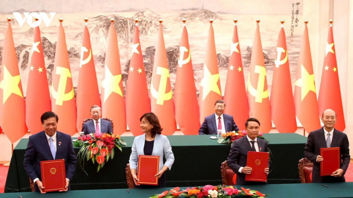 vietnam prioritises comprehensive strategic cooperative partnership with china, says leader to lam picture 4