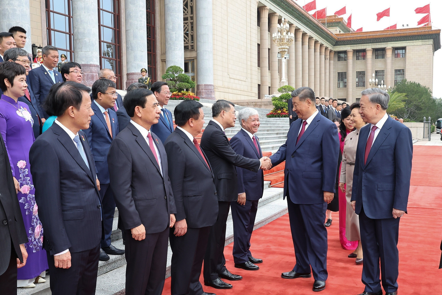 Party official affirms success of Vietnamese leader’s China visit