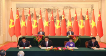 Vietnam, China bolster cooperation in social, livelihood fields