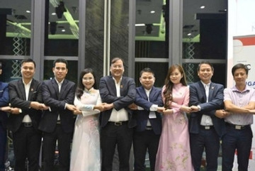 30 Vietnamese and Singaporean youth leaders start exchange programme