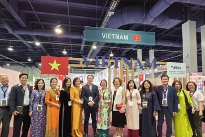 Vietnamese garment makers seek market opportunities at US fashion trade show