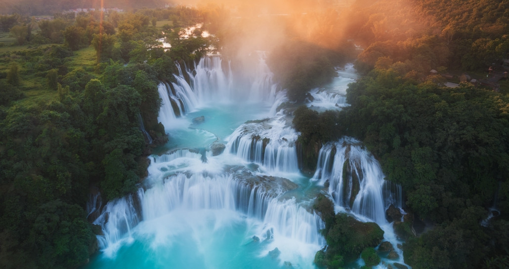 Enchanting images of Vietnam by renowned photographer spark global interest