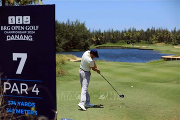 Nearly 150 golfers compete at BRG Open Golf Championship in Da Nang