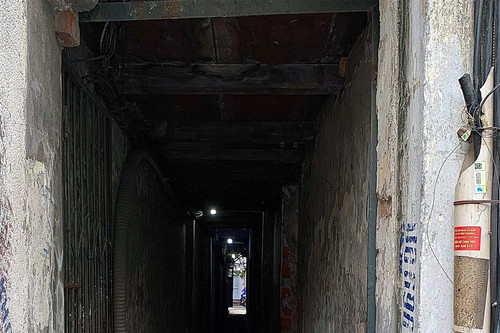 The super-thin, super- expensive street-front houses of Hanoi