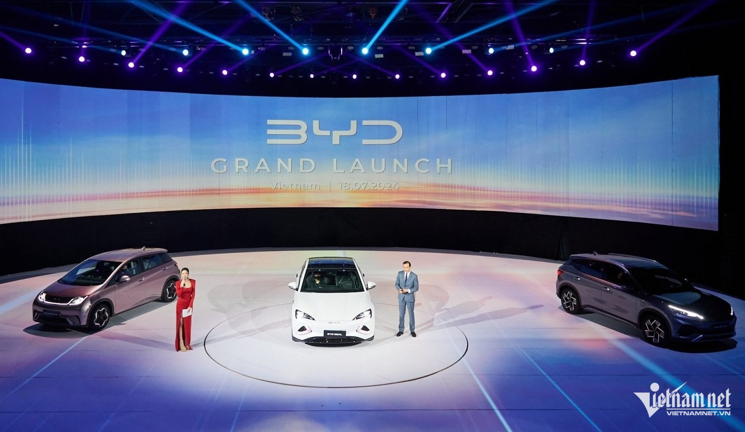 chinese car hoangHiep.jpeg