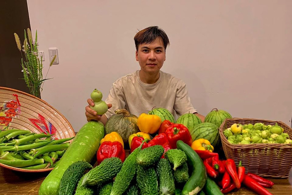 Guest workers grow Vietnamese veggies, rice in their gardens in Japan