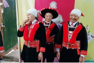 Unique clothing of the Red Dao women