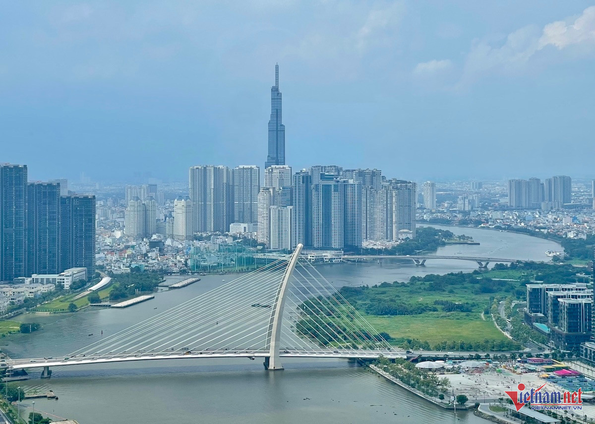 land HCMcuoicung ANhPhuong.jpg