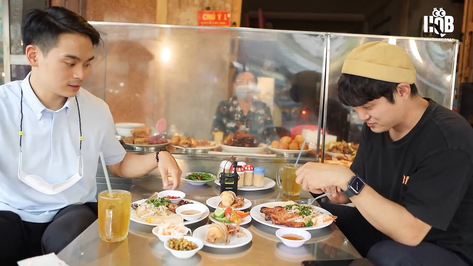 sequence 0200 31 08 22still019 3092.jpg