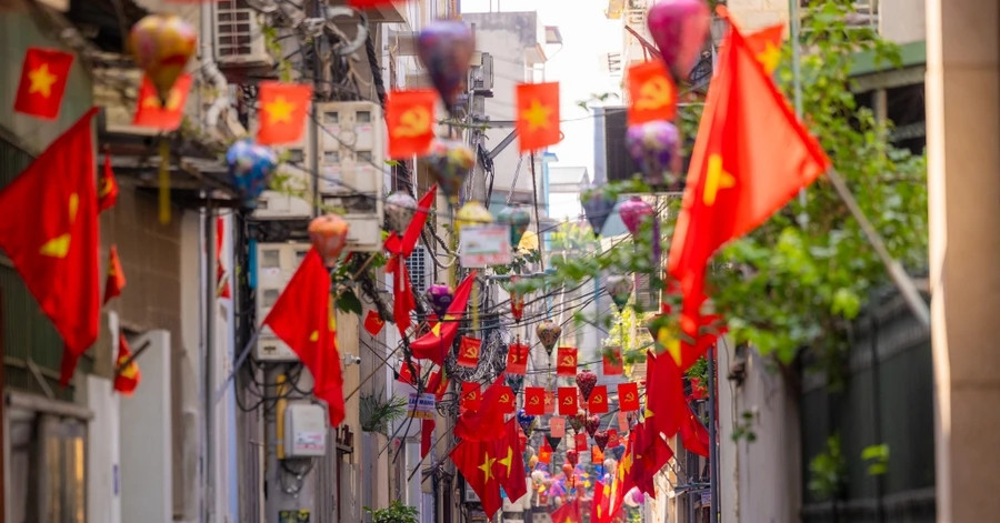 Vietnam celebrates National Day: A sea of red flags across the nation