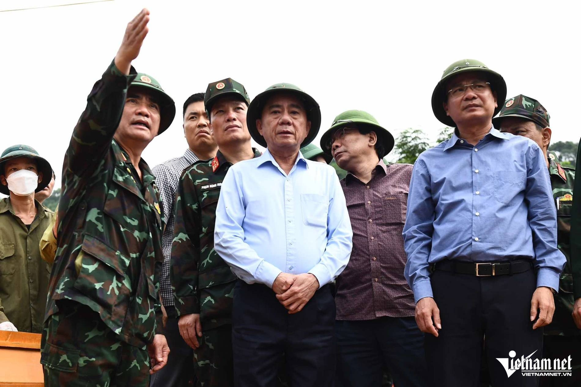 W-trần cẩm tú.jpeg