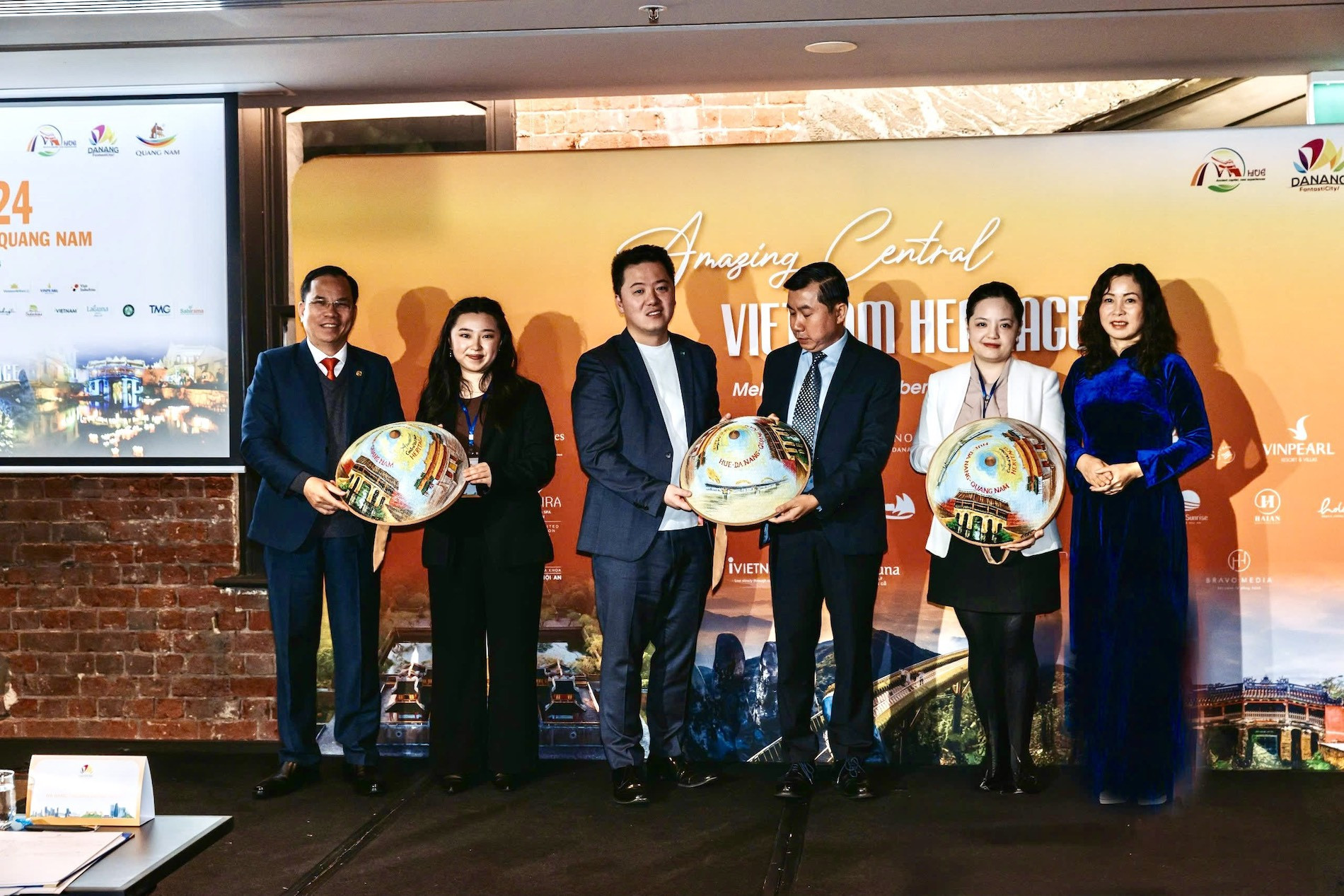 giới thiệu du lịch_1.jpg