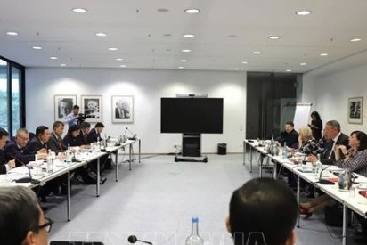 Vietnamese, German parties hold 9th dialogue in Berlin