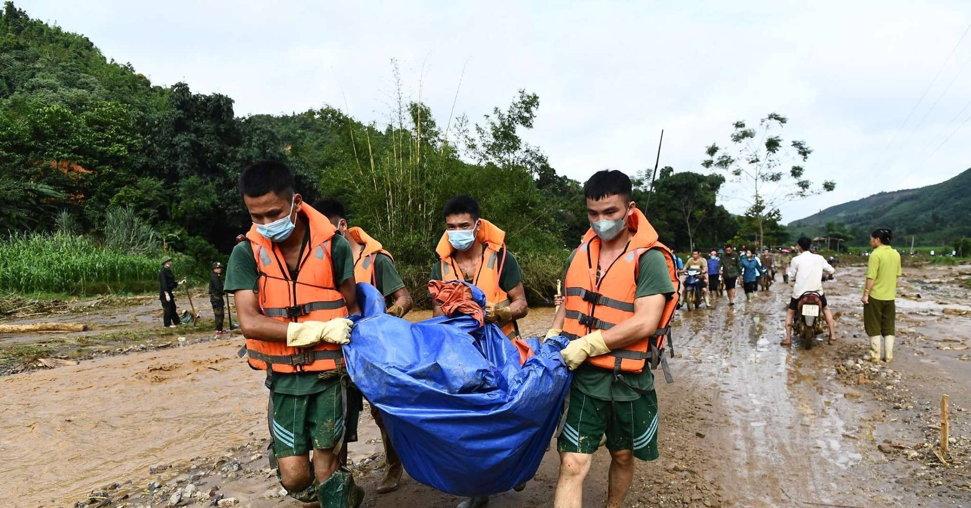 VN flood recovery boosted by $2mil from South Korea, emergency aid from Japan