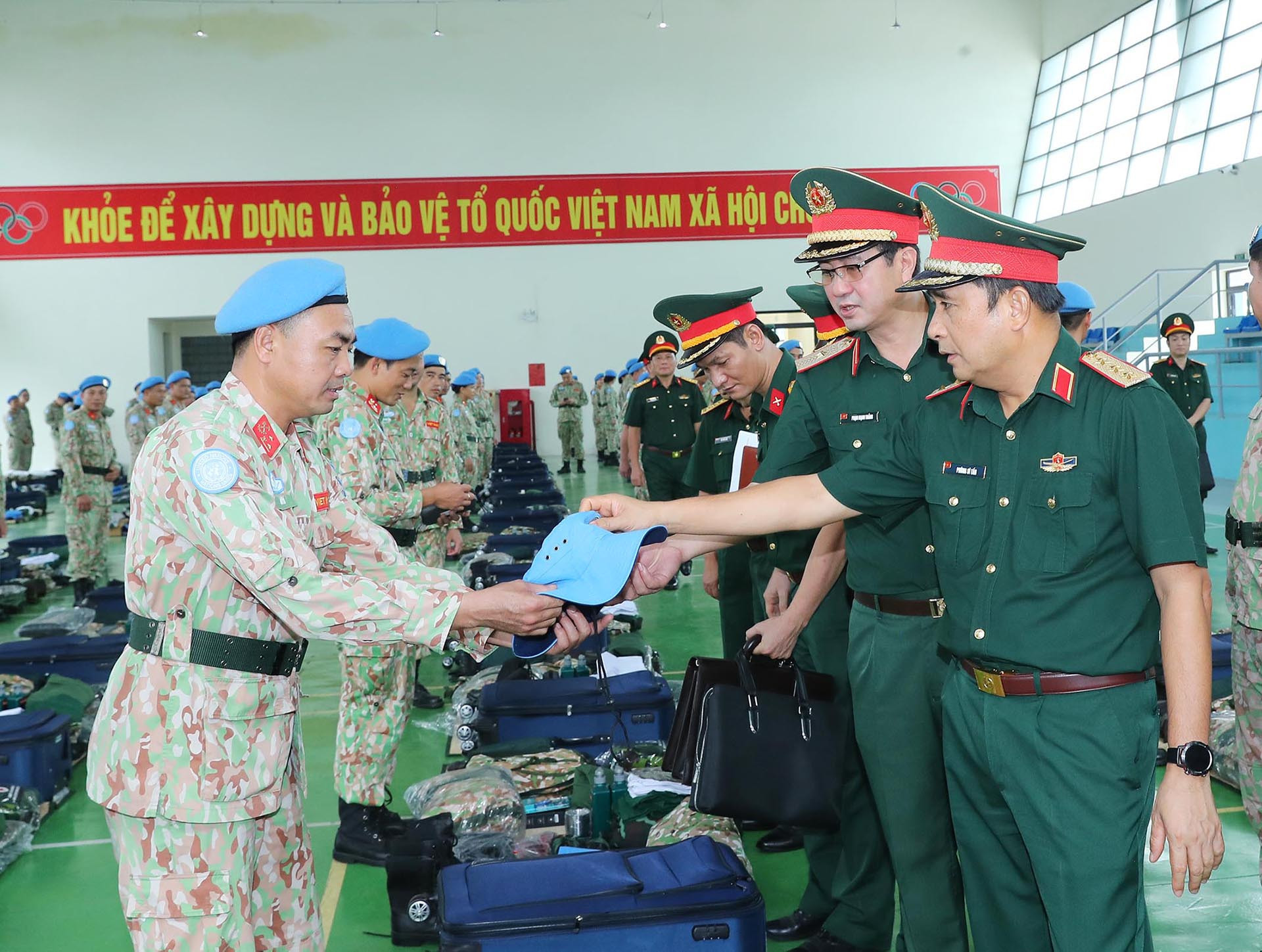 Thượng tướng Phùng Sĩ Tấn kiểm tra Công tác chuẩn bị Lễ xuất quân BVDC2.6 và ĐCB3 (1).jpg