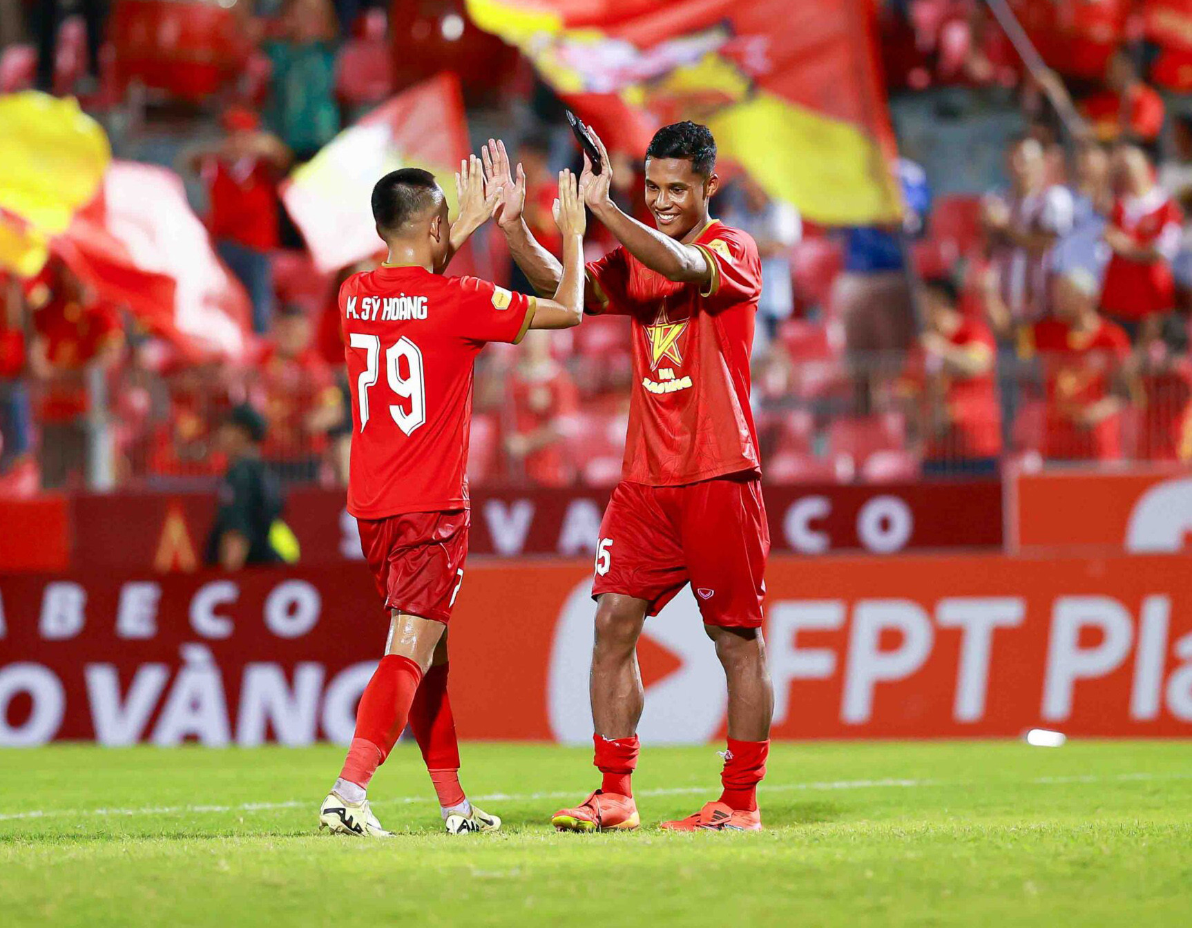 ha tinh viet kieu.jpg