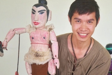 Young Hanoian keeps traditional crafts alive