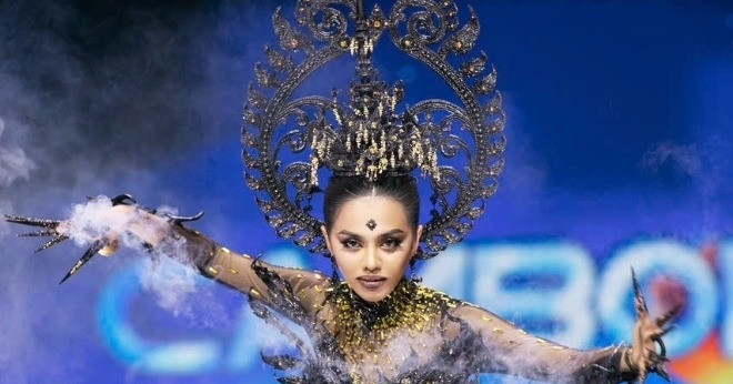 Miss Cosmo 2024 contestants dazzle in national costume show