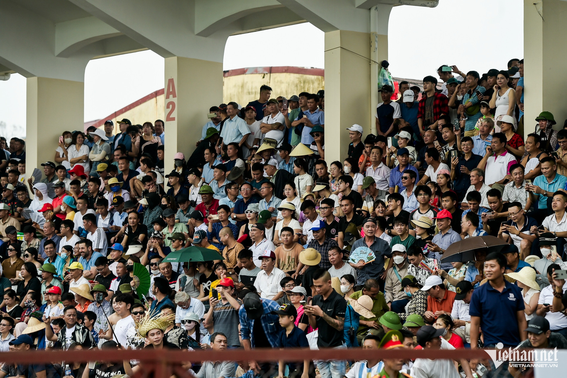 W-khai mạc chọi trâu đồ sơn_5.jpg