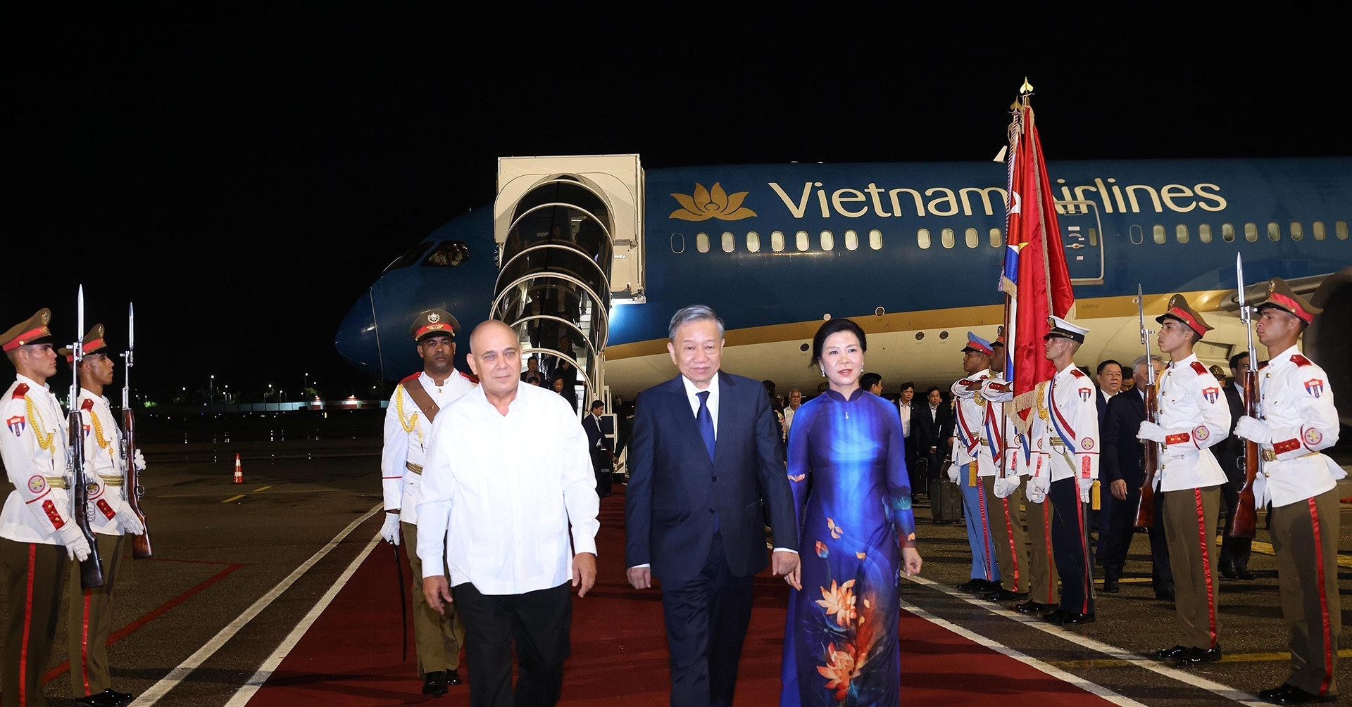 General Secretary and President To Lam arrives in Havana for official visit