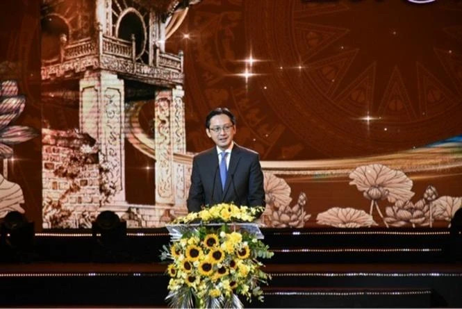 OVs - ambassadors of Vietnamese culture, language: official