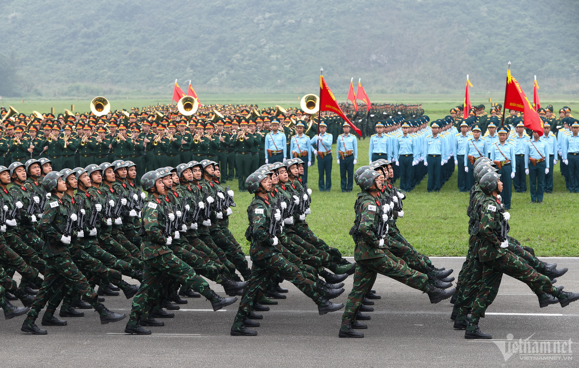 w dieu binh 4662 1 597.jpg