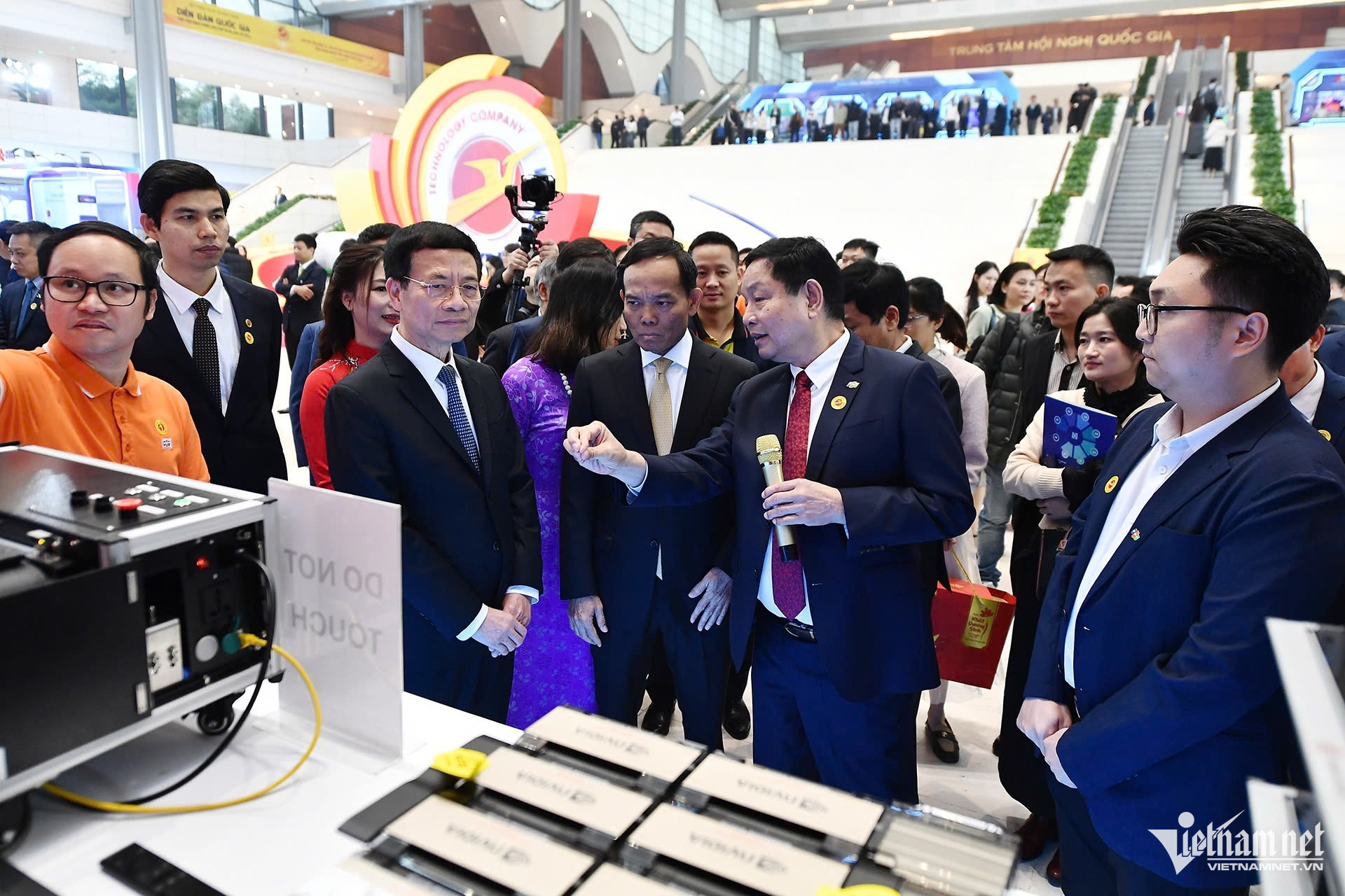 W-dien dan 76341.jpg