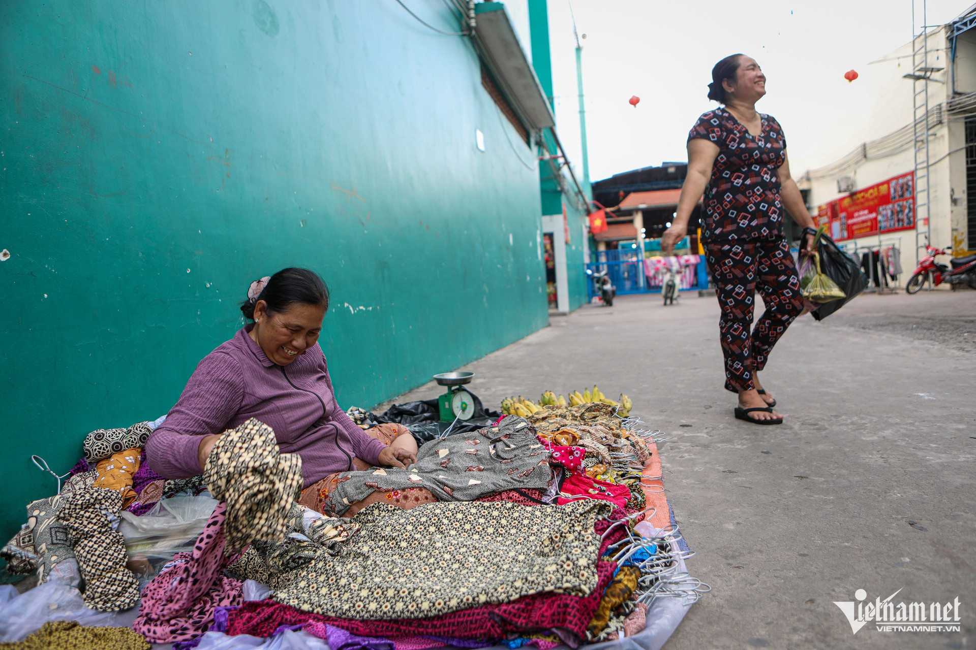 vn workers.jpg10.jpg