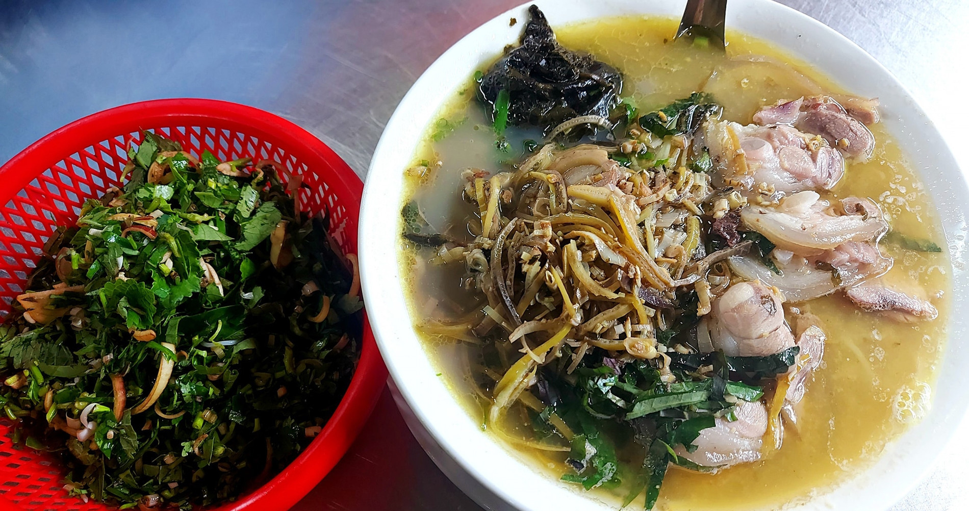 Discover bun bung: Thai Binh’s flavorful noodle soup with a twist